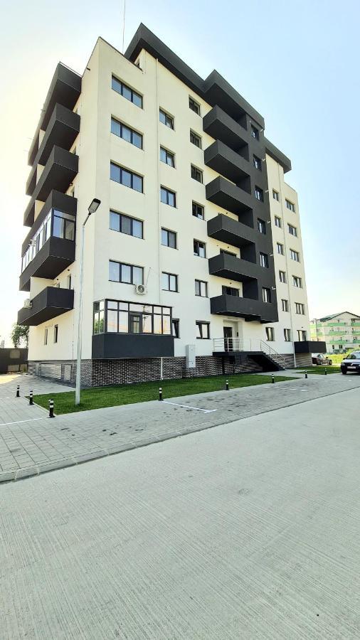 Bright Stylish Apartment In Pitesti Piteşti Eksteriør bilde